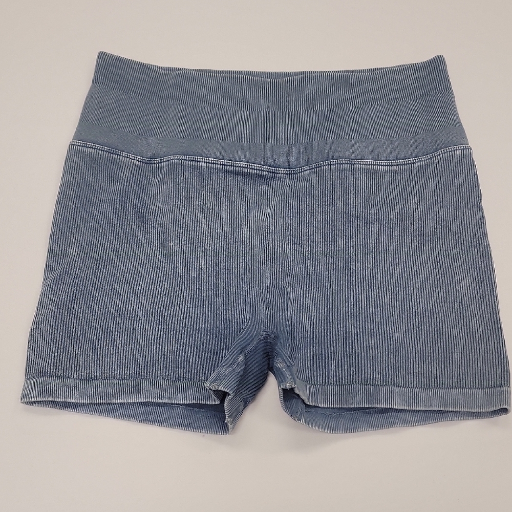 Spiritual Gangster High Waist Compression Shorts - Picture 4 of 16